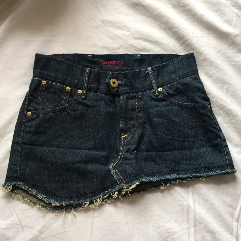 Levi’s Mini-Skirt